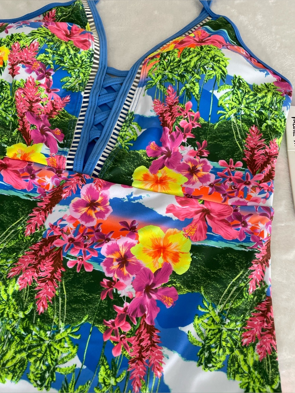 Nicole Miller New York Sz 12 Plunging Neckline One-Piece Swimsuit Hawaiian NWT - Picture 5 of 17